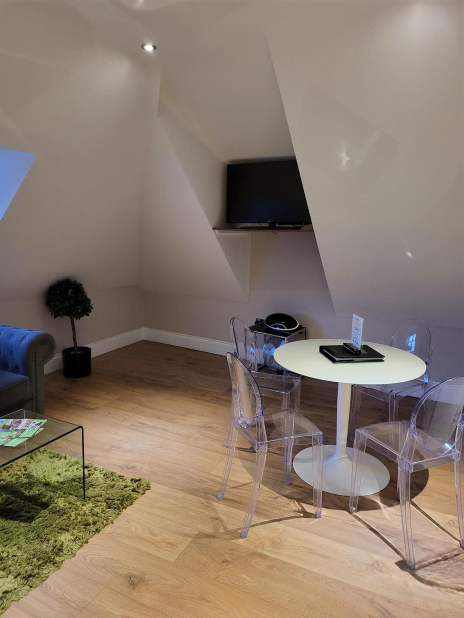 Harrogate Lifestyle Luxury Serviced Aparthotel Екстер'єр фото
