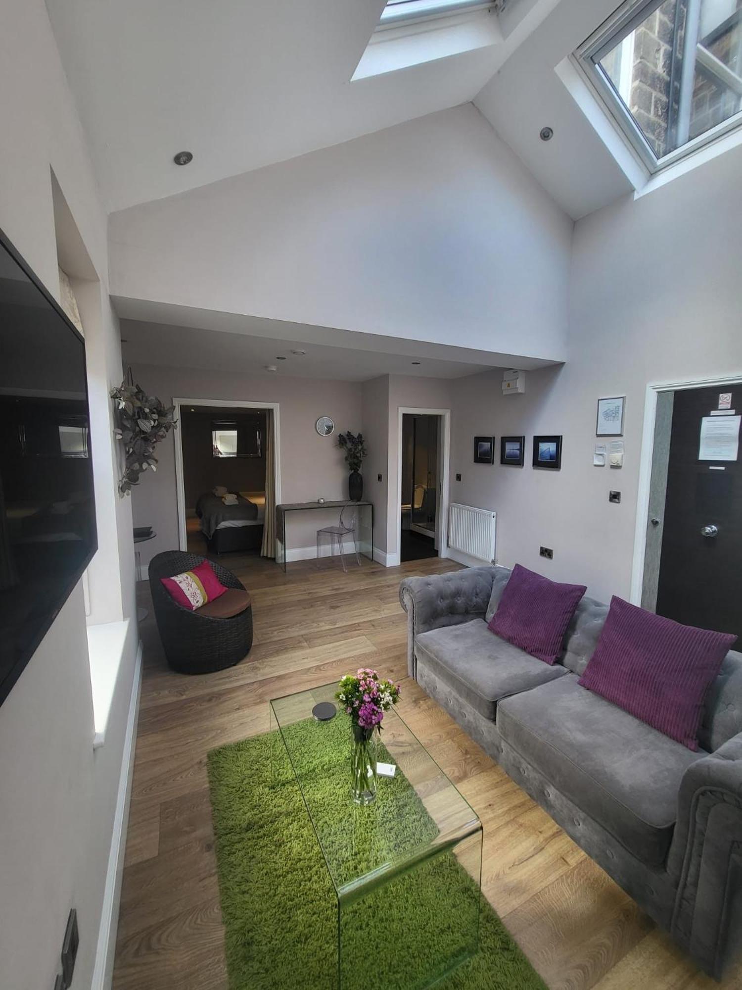 Harrogate Lifestyle Luxury Serviced Aparthotel Екстер'єр фото