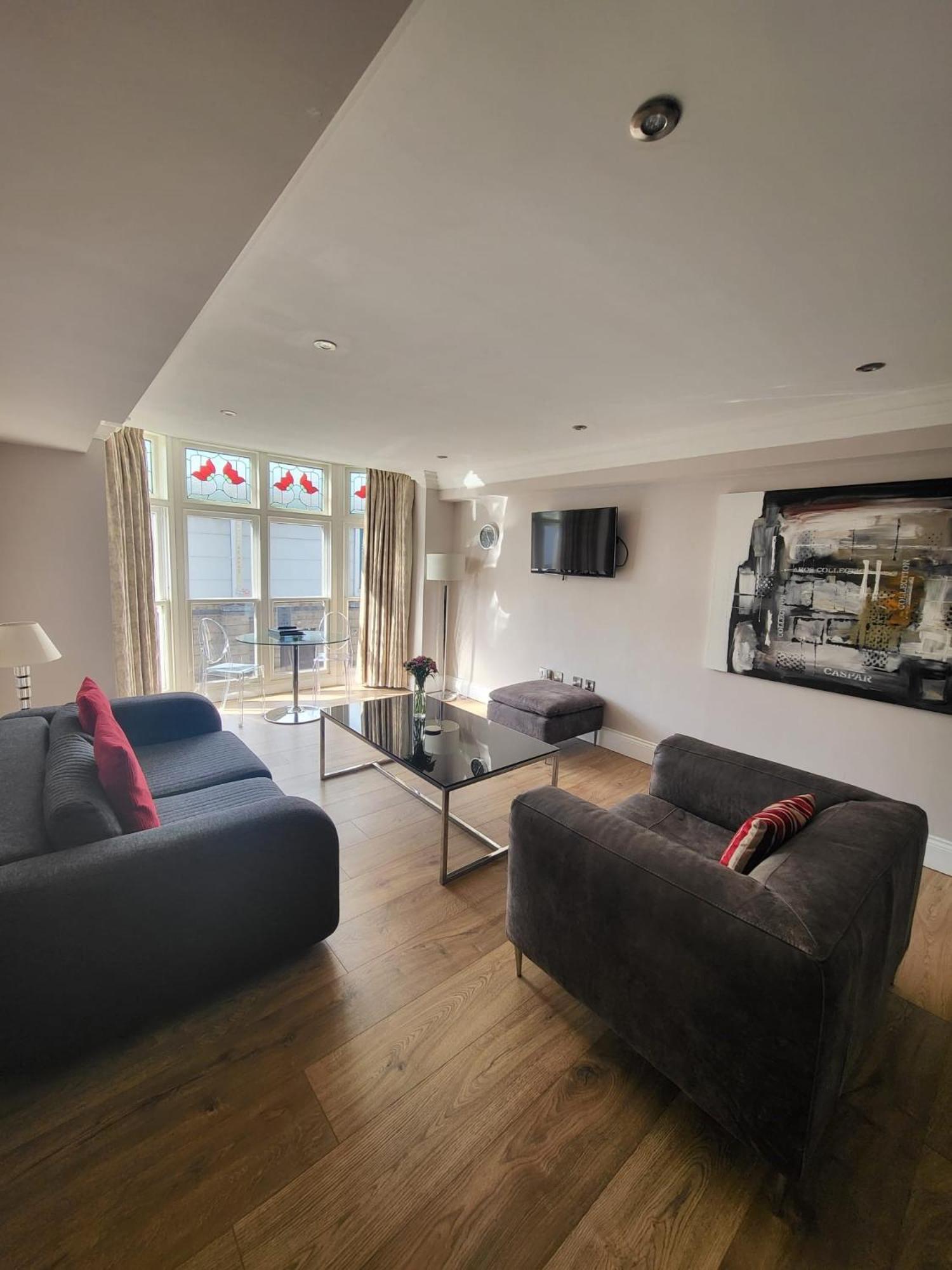 Harrogate Lifestyle Luxury Serviced Aparthotel Екстер'єр фото